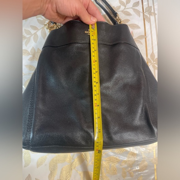 COACH LEXY BLACK PEBBLED LEATHER LARGE CHOULDER BAG - Picture 10 of 11